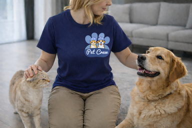In-home pet sitting in Dubai Pet sitter caring for a cat and golden retriever during an in-home pet sitting visit in Dubai